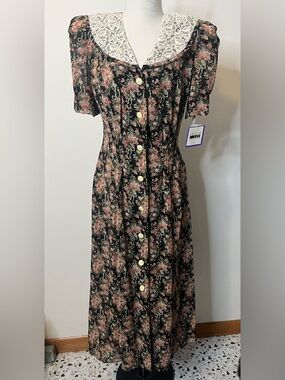 Deadstock Leslie Fay late 1980’s/early 90’s dress